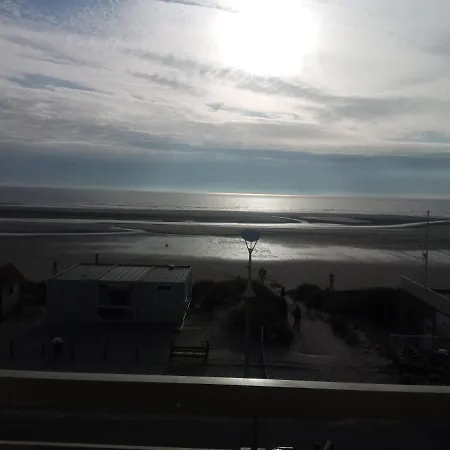 Les Pieds Dans L Eau * Neufchatel-Hardelot
